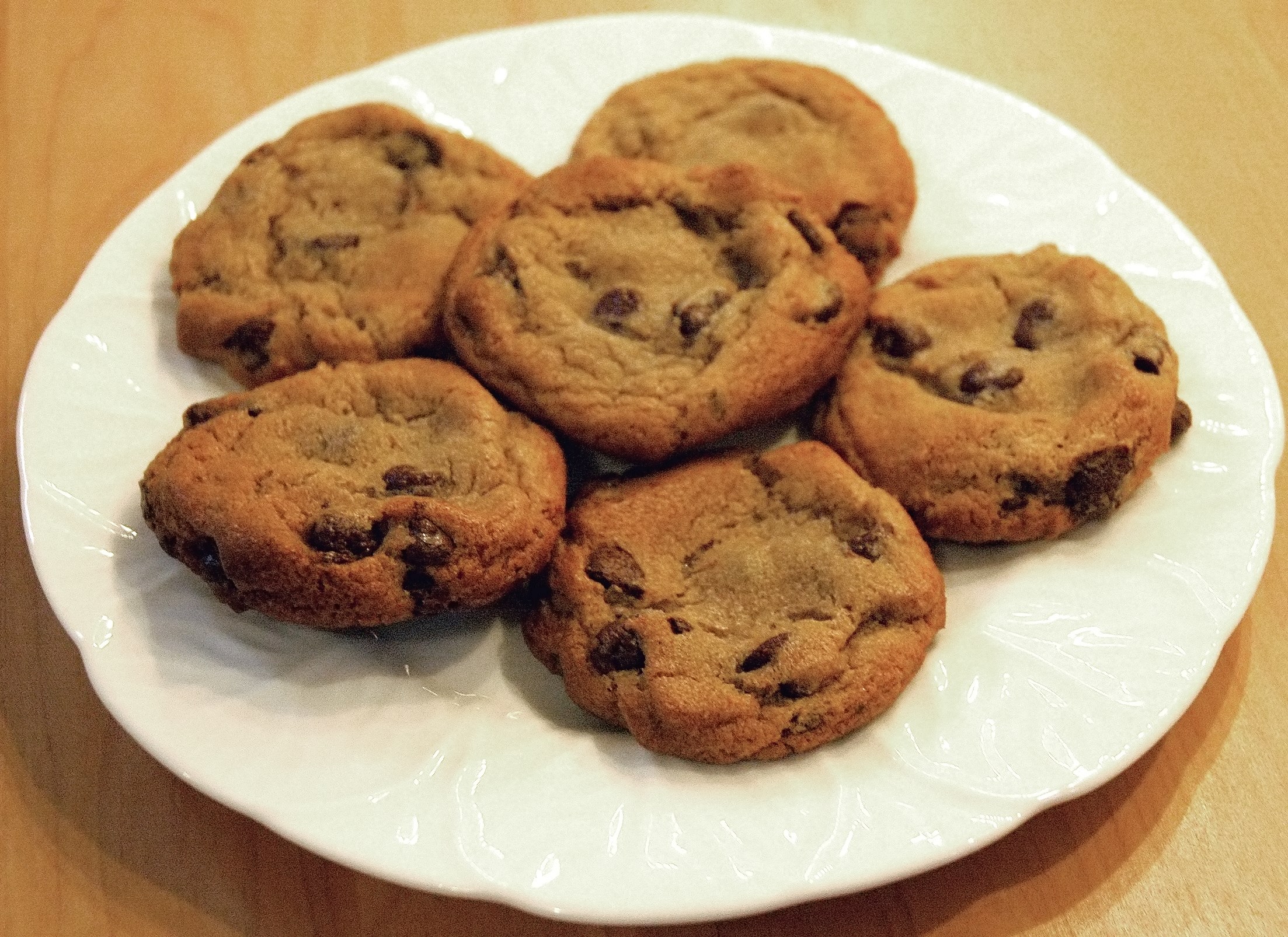 Image of a plate of chocolate chip cookies.